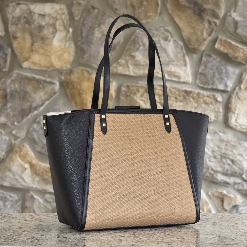 Michael Kors Karlie Large Shoulder Bag - Picture 3 of 9